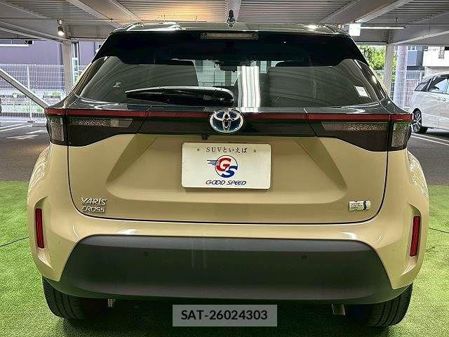 Toyota YARIS CROSS 2021-12 7252992-18