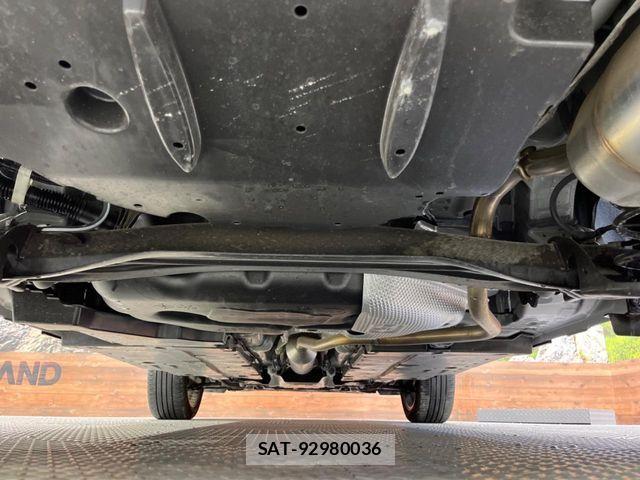 Toyota YARIS CROSS 2024-03 7252986-18