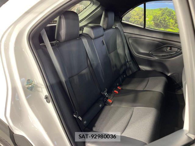 Toyota YARIS CROSS 2024-03 7252986-8