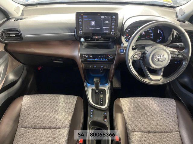 Toyota YARIS CROSS 2021-10 7252990-1
