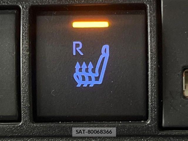 Toyota YARIS CROSS 2021-10 7252990-5