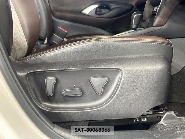 Toyota YARIS CROSS 2021-10 7252990-7