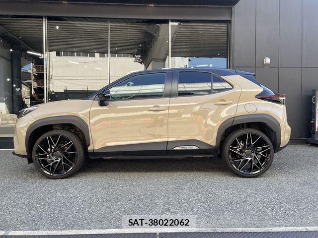 Toyota YARIS CROSS 2024-03 7252984-9
