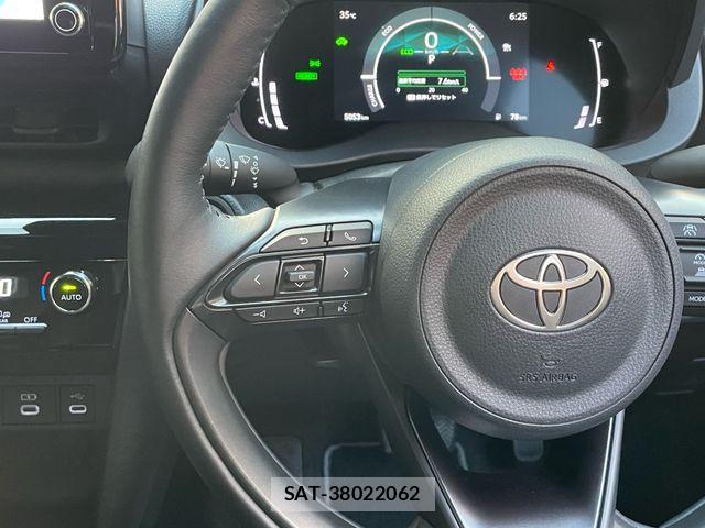 Toyota YARIS CROSS 2024-03 7252984-19