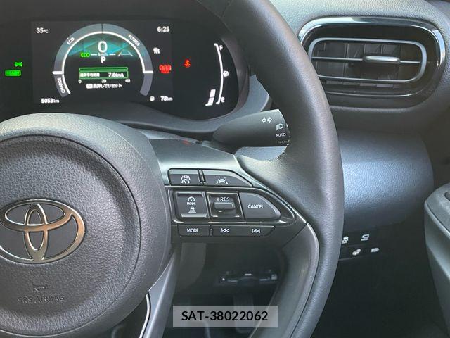 Toyota YARIS CROSS 2024-03 7252984-20