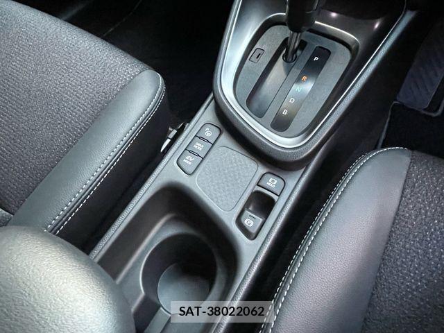 Toyota YARIS CROSS 2024-03 7252984-21