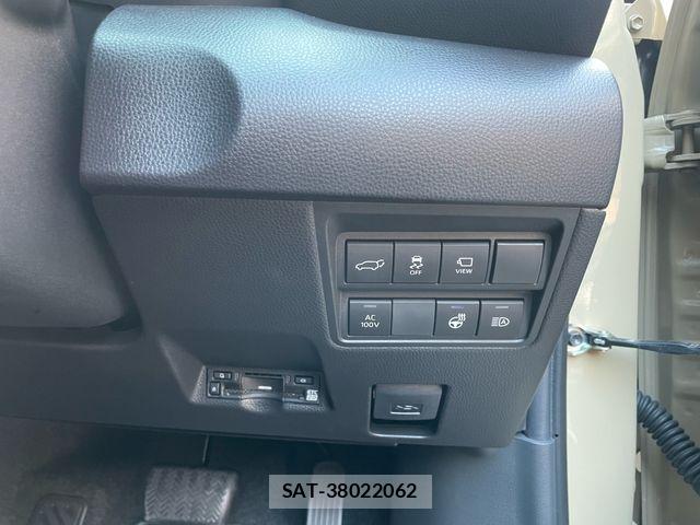 Toyota YARIS CROSS 2024-03 7252984-22