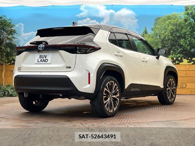 Toyota YARIS CROSS 2021-08 7273351-17