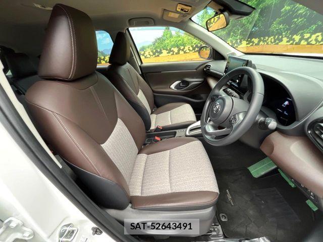 Toyota YARIS CROSS 2021-08 7273351-8