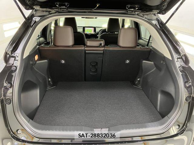 Toyota YARIS CROSS 2022-03 7273353-15