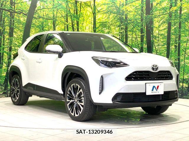 Toyota YARIS CROSS 2025-03 7273347-15