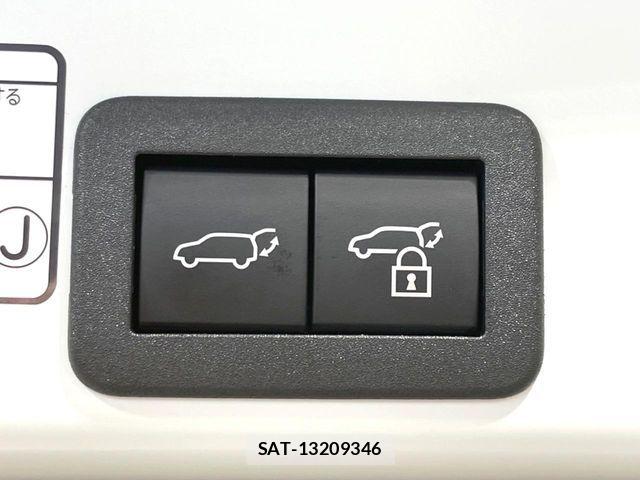 Toyota YARIS CROSS 2025-03 7273347-5