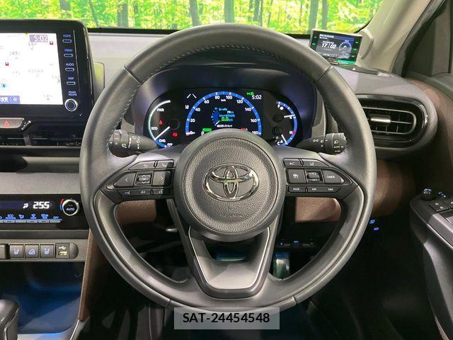 Toyota YARIS CROSS 2020-11 7273354-11