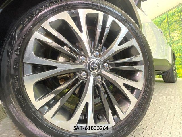 Toyota YARIS CROSS 2023-06 7261885-12