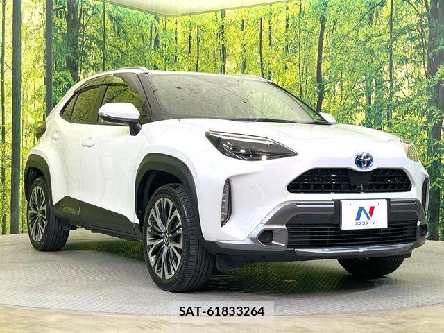 Toyota YARIS CROSS 2023-06 7261885-15