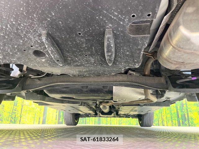 Toyota YARIS CROSS 2023-06 7261885-18