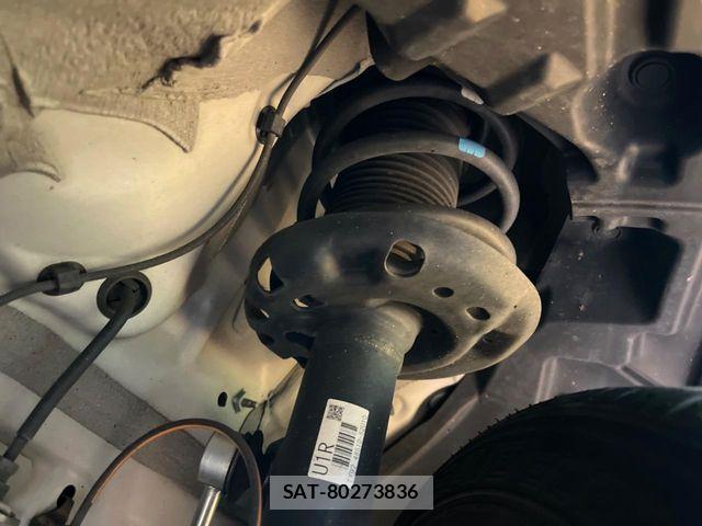 Toyota YARIS CROSS 2020-10 7273352-19