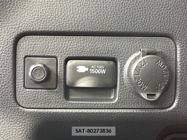 Toyota YARIS CROSS 2020-10 7273352-4