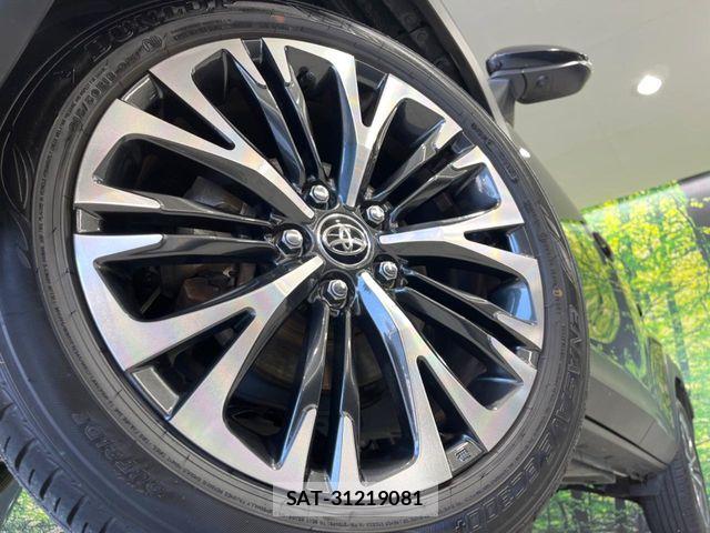 Toyota YARIS CROSS 2023-10 7261886-12
