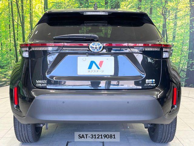 Toyota YARIS CROSS 2023-10 7261886-14