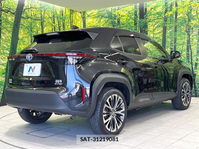 Toyota YARIS CROSS 2023-10 7261886-16