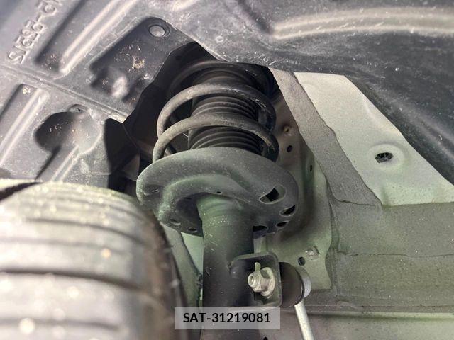 Toyota YARIS CROSS 2023-10 7261886-19