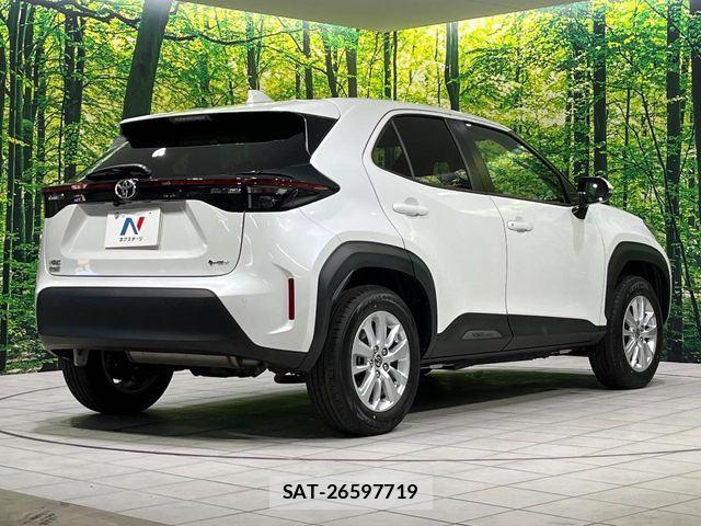 Toyota YARIS CROSS 2025-06 7273348-16