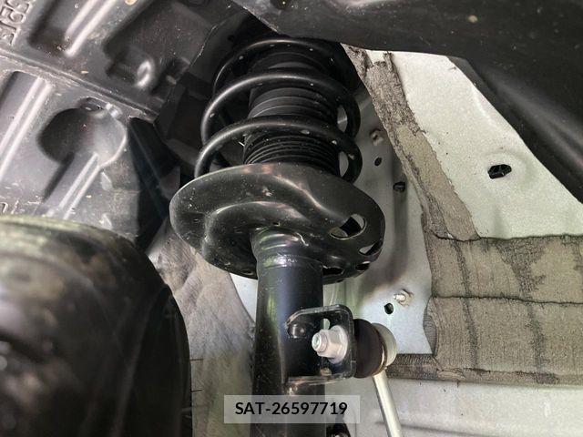 Toyota YARIS CROSS 2025-06 7273348-19