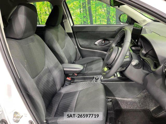 Toyota YARIS CROSS 2025-06 7273348-7