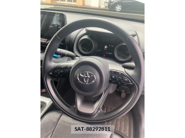 Toyota YARIS CROSS 2020-09 7273356-18