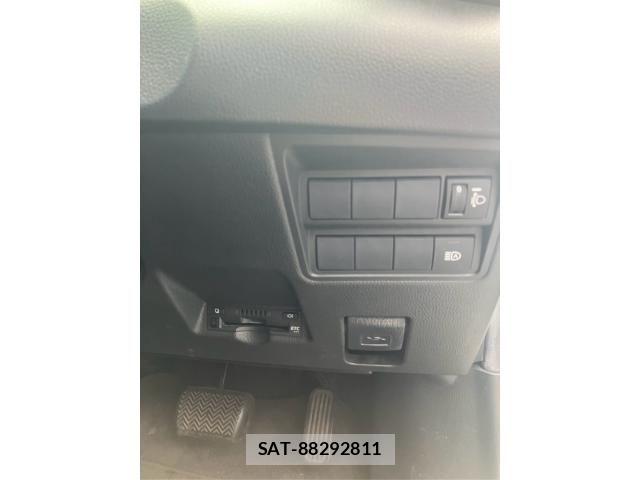 Toyota YARIS CROSS 2020-09 7273356-22