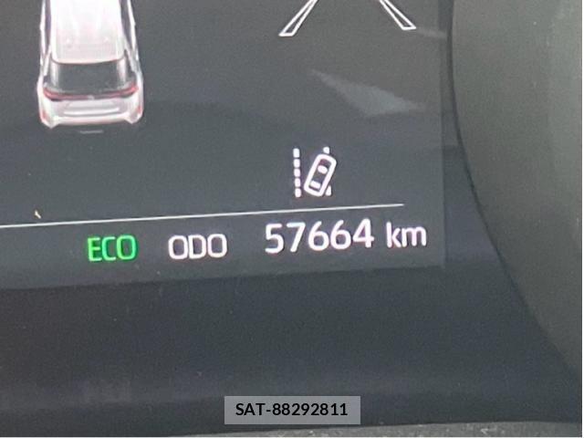 Toyota YARIS CROSS 2020-09 7273356-23