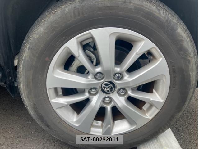 Toyota YARIS CROSS 2020-09 7273356-8