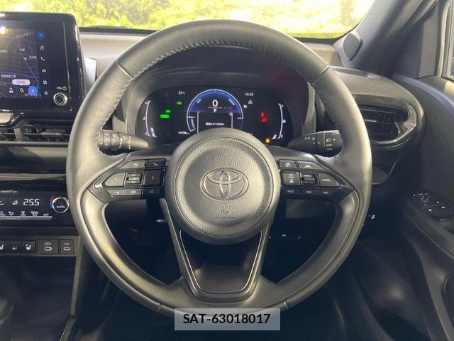 Toyota YARIS CROSS 2025-03 7331481-10