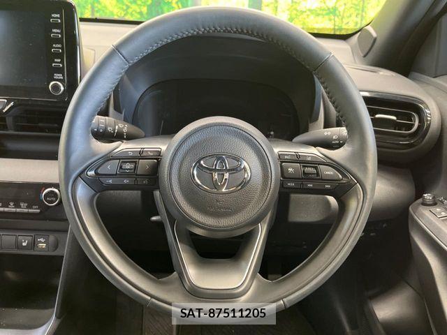 Toyota YARIS CROSS 2023-09 7331502-10
