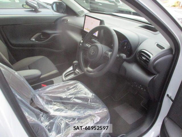 Toyota YARIS CROSS 2026-05 7331482-1