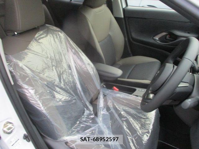 Toyota YARIS CROSS 2026-05 7331482-8