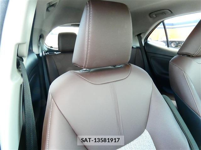 Toyota YARIS CROSS 2022-06 7331501-18