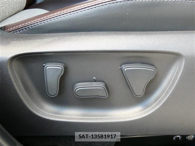 Toyota YARIS CROSS 2022-06 7331501-20