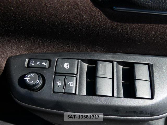 Toyota YARIS CROSS 2022-06 7331501-22