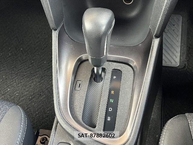 Toyota YARIS CROSS 2024-06 7331485-19