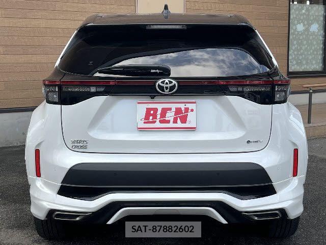 Toyota YARIS CROSS 2024-06 7331485-25