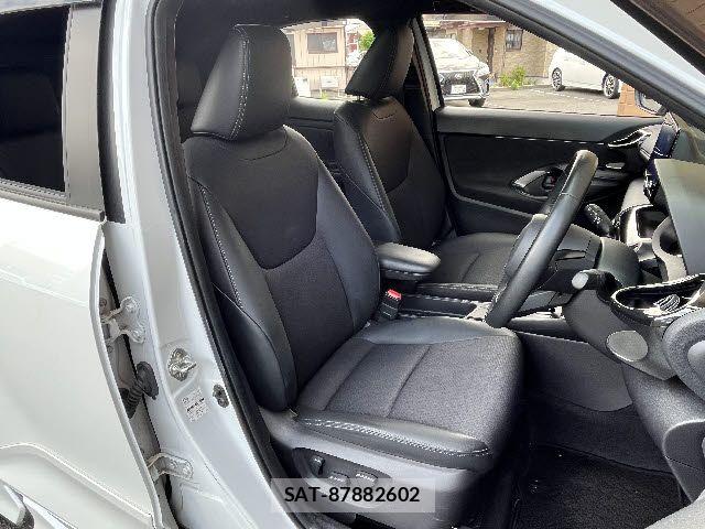 Toyota YARIS CROSS 2024-06 7331485-3