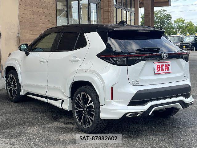Toyota YARIS CROSS 2024-06 7331485-8