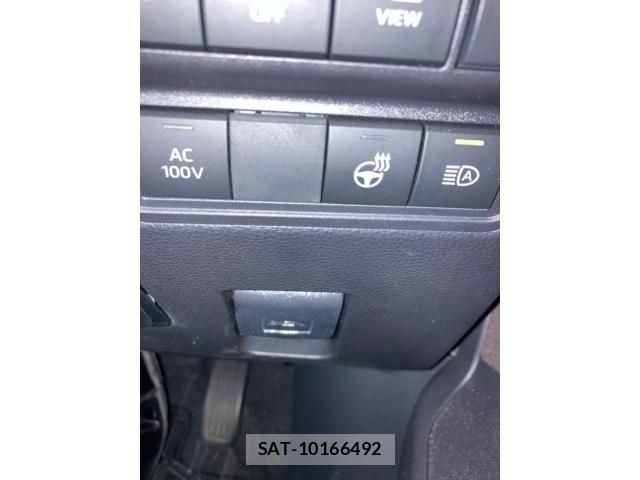 Toyota YARIS CROSS 2022-03 7331523-12
