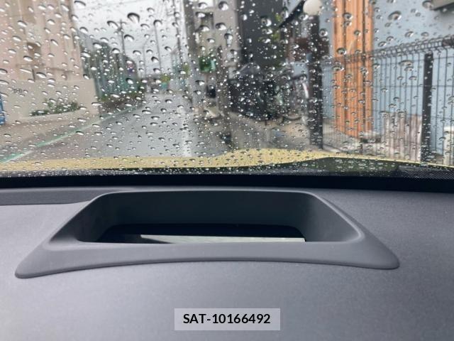 Toyota YARIS CROSS 2022-03 7331523-18