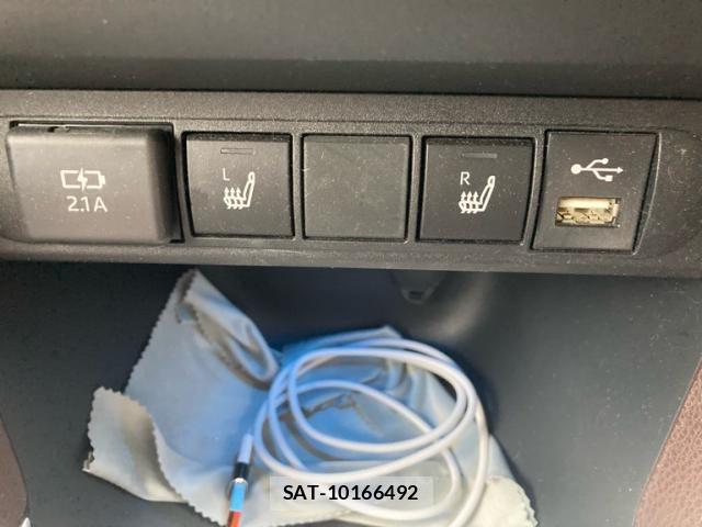 Toyota YARIS CROSS 2022-03 7331523-23