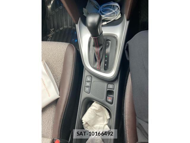 Toyota YARIS CROSS 2022-03 7331523-24