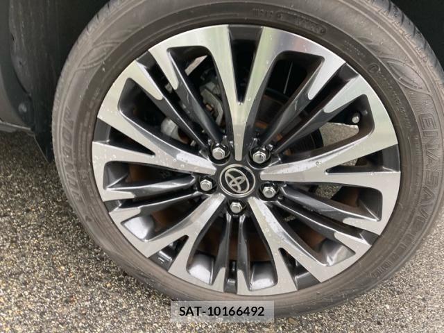 Toyota YARIS CROSS 2022-03 7331523-5