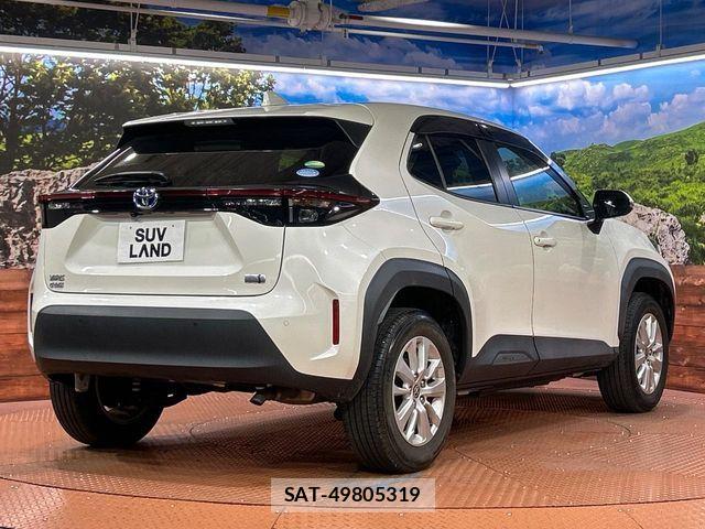 Toyota YARIS CROSS 2021-01 7331515-16